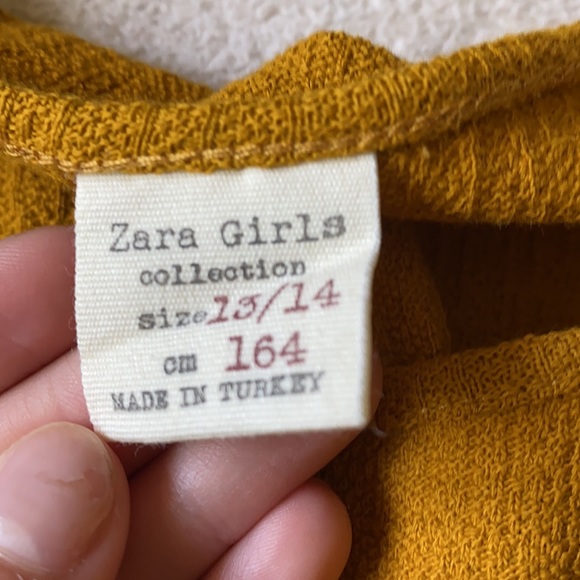 Dress in a dark mustard yellow colour. Size 13/14 Girls. Dress is from Zara. - Picture 4 of 4